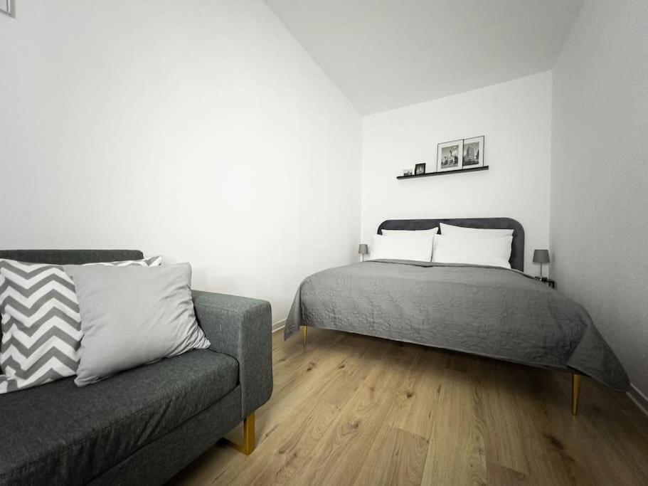 Wohlfuehl-Oase Mitten In Der Stadt - Garten, Grill, Netflix Und Drucker ไลป์ซิก ภายนอก รูปภาพ