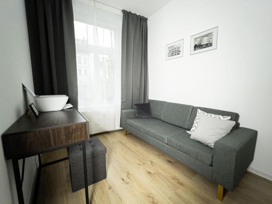 Wohlfuehl-Oase Mitten In Der Stadt - Garten, Grill, Netflix Und Drucker ไลป์ซิก ภายนอก รูปภาพ