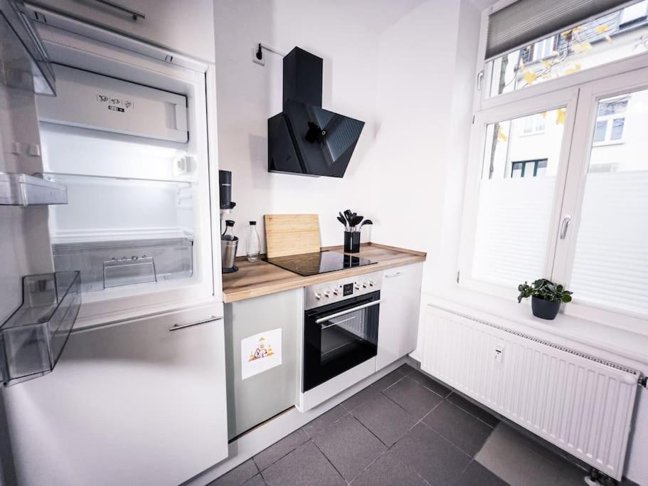 Wohlfuehl-Oase Mitten In Der Stadt - Garten, Grill, Netflix Und Drucker ไลป์ซิก ภายนอก รูปภาพ