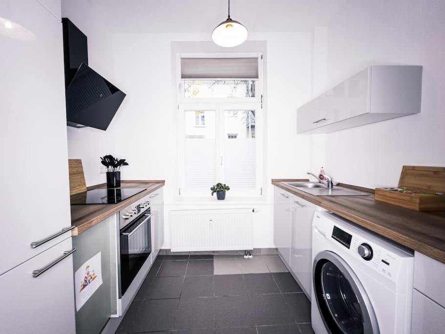 Wohlfuehl-Oase Mitten In Der Stadt - Garten, Grill, Netflix Und Drucker ไลป์ซิก ภายนอก รูปภาพ